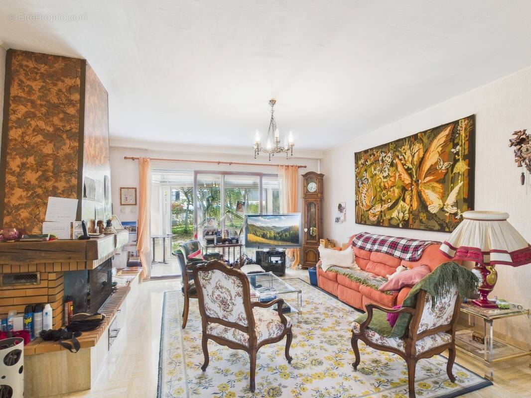 Maison à NOVY-CHEVRIERES