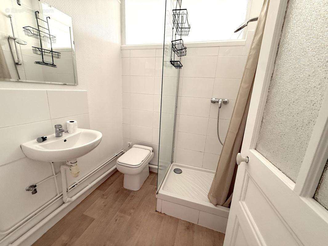 Appartement à SAINT-MAUR-DES-FOSSES