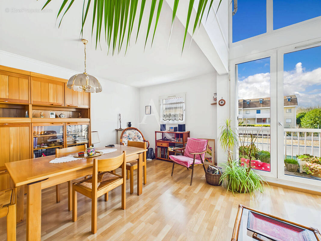 Appartement à CHAMPIGNY-SUR-MARNE