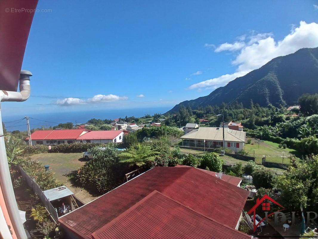 Ensemble immobilier de 269 m2 sur 800 m2 de terrain à Dos d' - photo 10