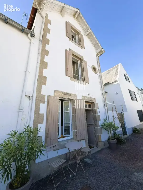 Au cœur du Pouliguen, Maison de ville de 4 pièces- - photo 2