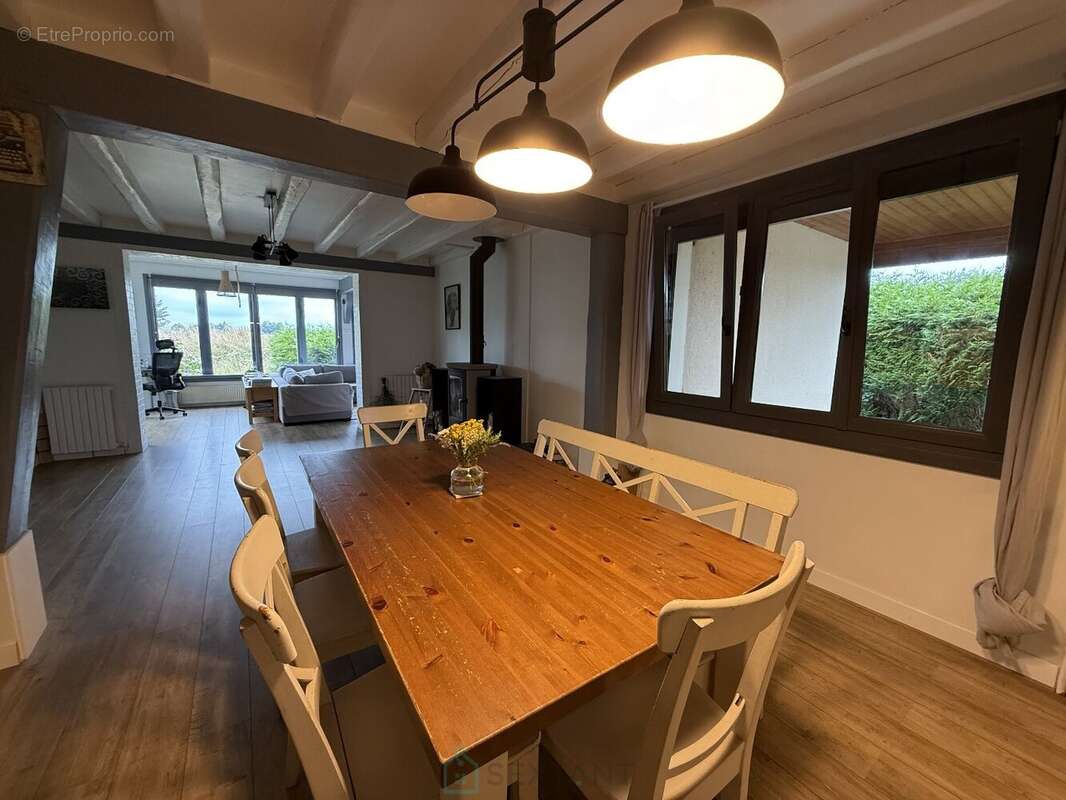 Maison à SAINTE-MARGUERITE-SUR-DUCLAIR