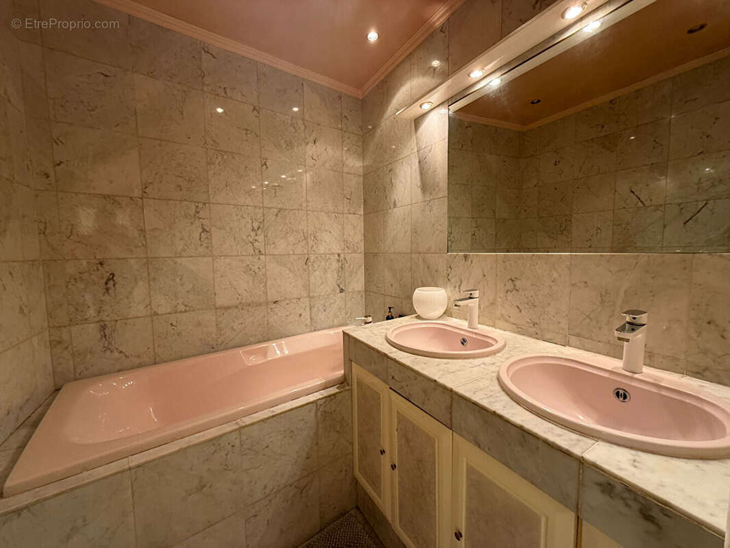 Appartement à PARIS-13E