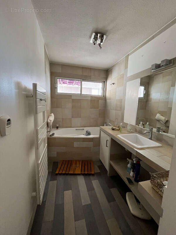 Appartement 109 m² à Pau  - photo 4