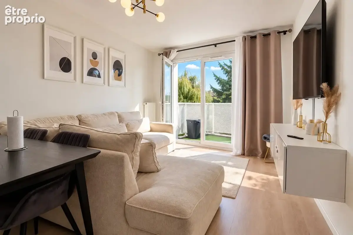 Appartement 3 pièces 67 m² à vendre à Villepinte (93420) - photo 2