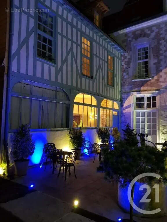 Autre à TROYES