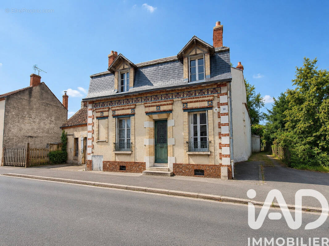Photo 1 - Maison à CHATEAUNEUF-SUR-LOIRE