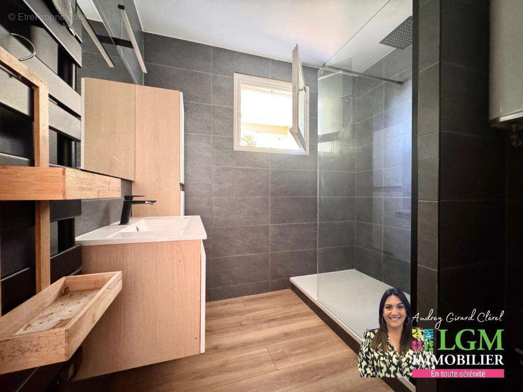 Appartement à LUNEL