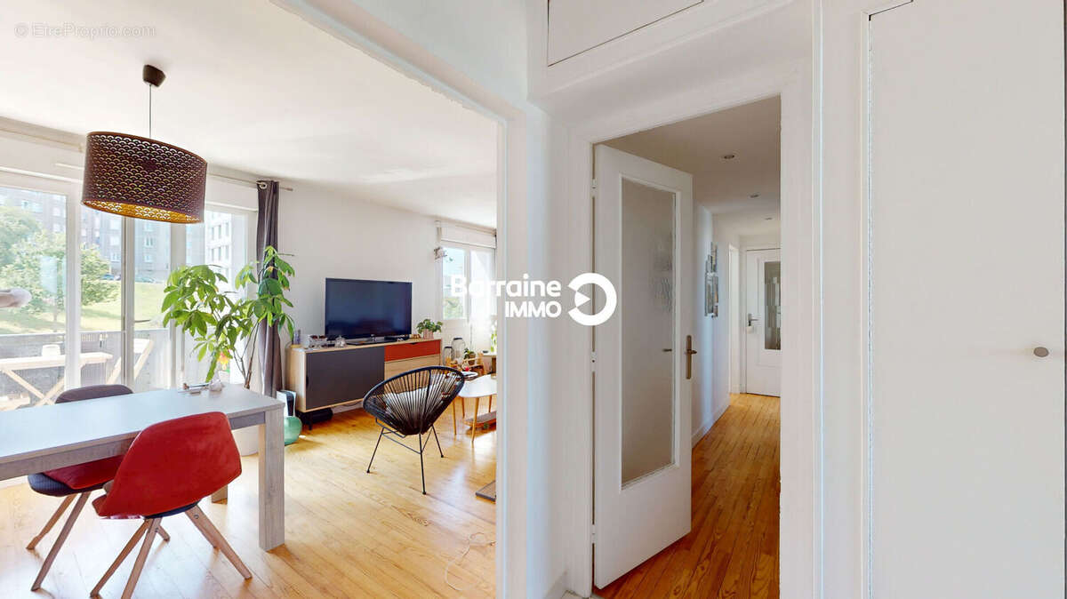 Barraine Immo - A vendre - PZ00380-FL : Appartement T3 Balcon Secteur Dourjacq - photo 15