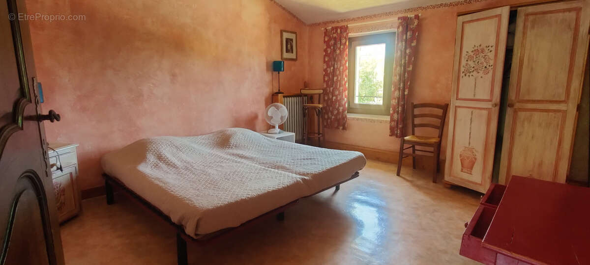 Maison à VILLECROZE