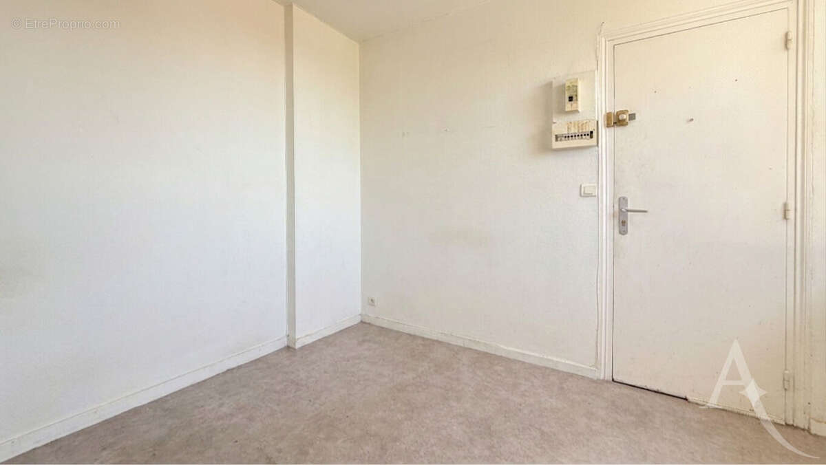Appartement Bagnolet 2 pièce(s) 20 m2 - photo 2