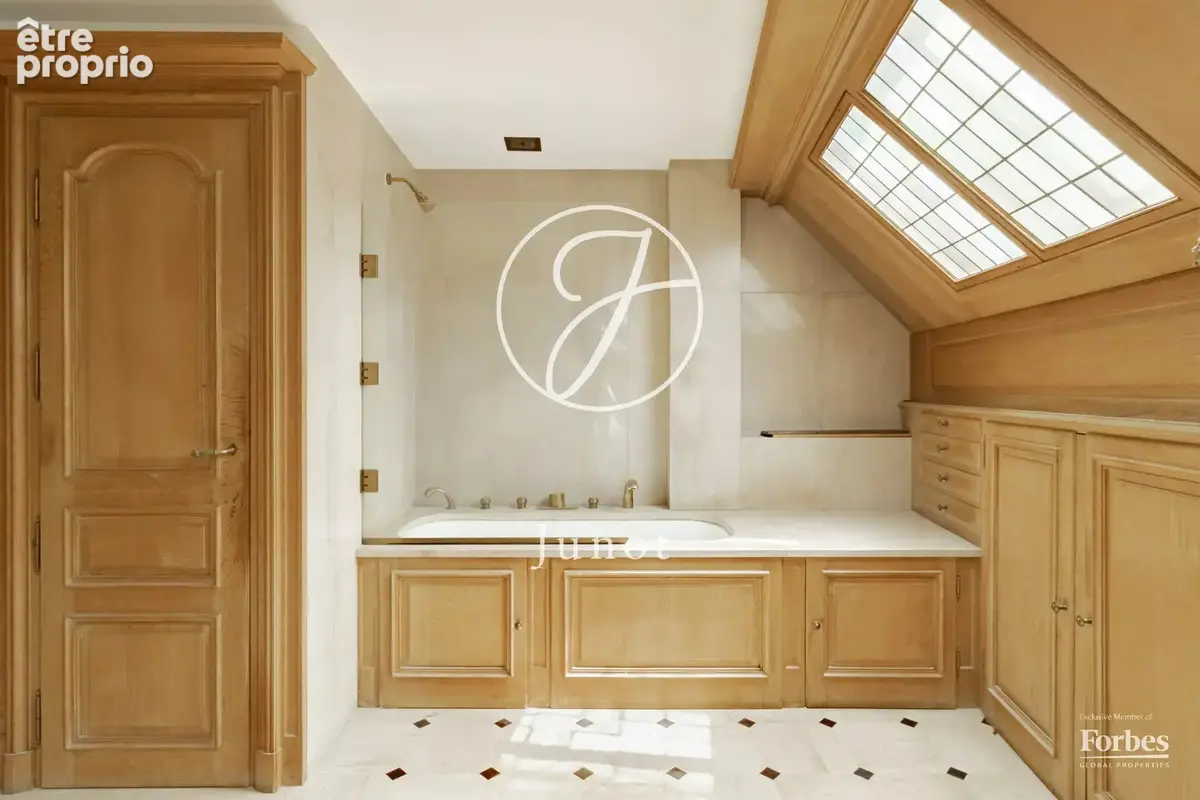 Paris 18e - JULES JOFFRIN - Duplex à vendre - 5 pièces - 114,51m² Carrez - 2 chambres - 1 terrasses 20,12m²- 1 véranda 6,31m² - photo 16