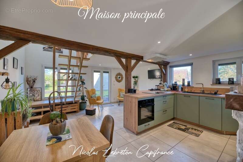 Maison à MESSEI