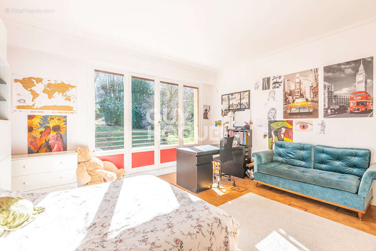 Appartement à BOUGIVAL
