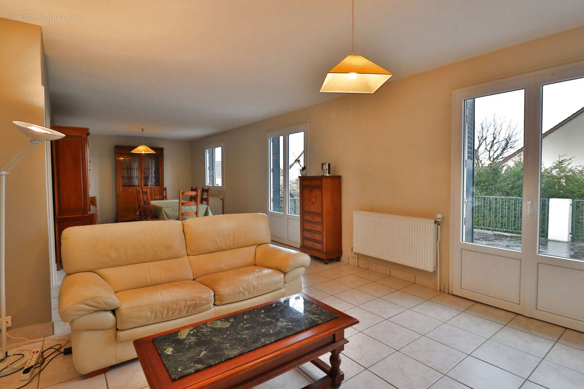 Maison à BARBEREY-SAINT-SULPICE