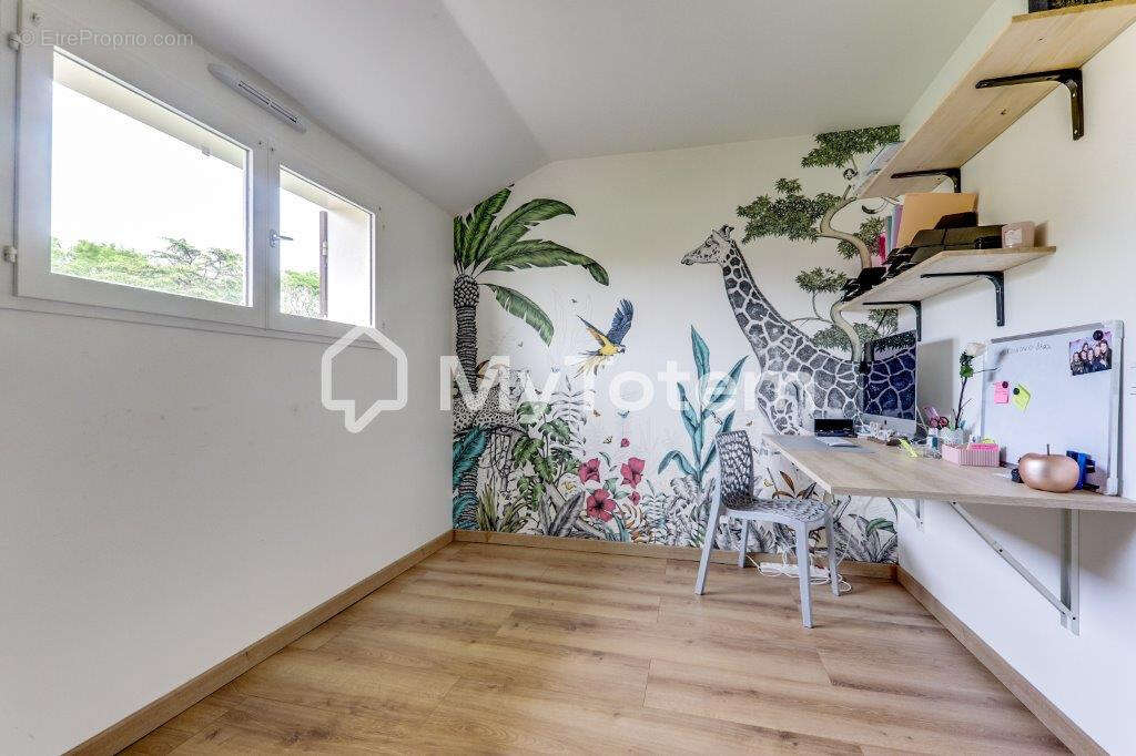 Maison à LOUVECIENNES