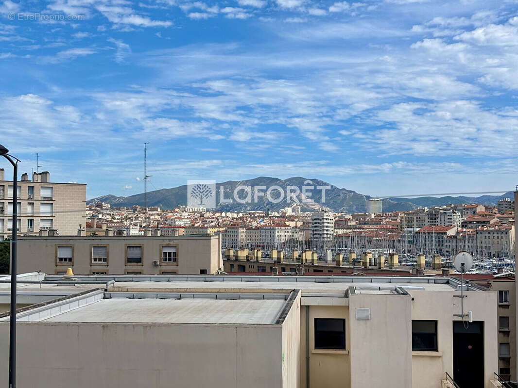 Appartement à MARSEILLE-2E