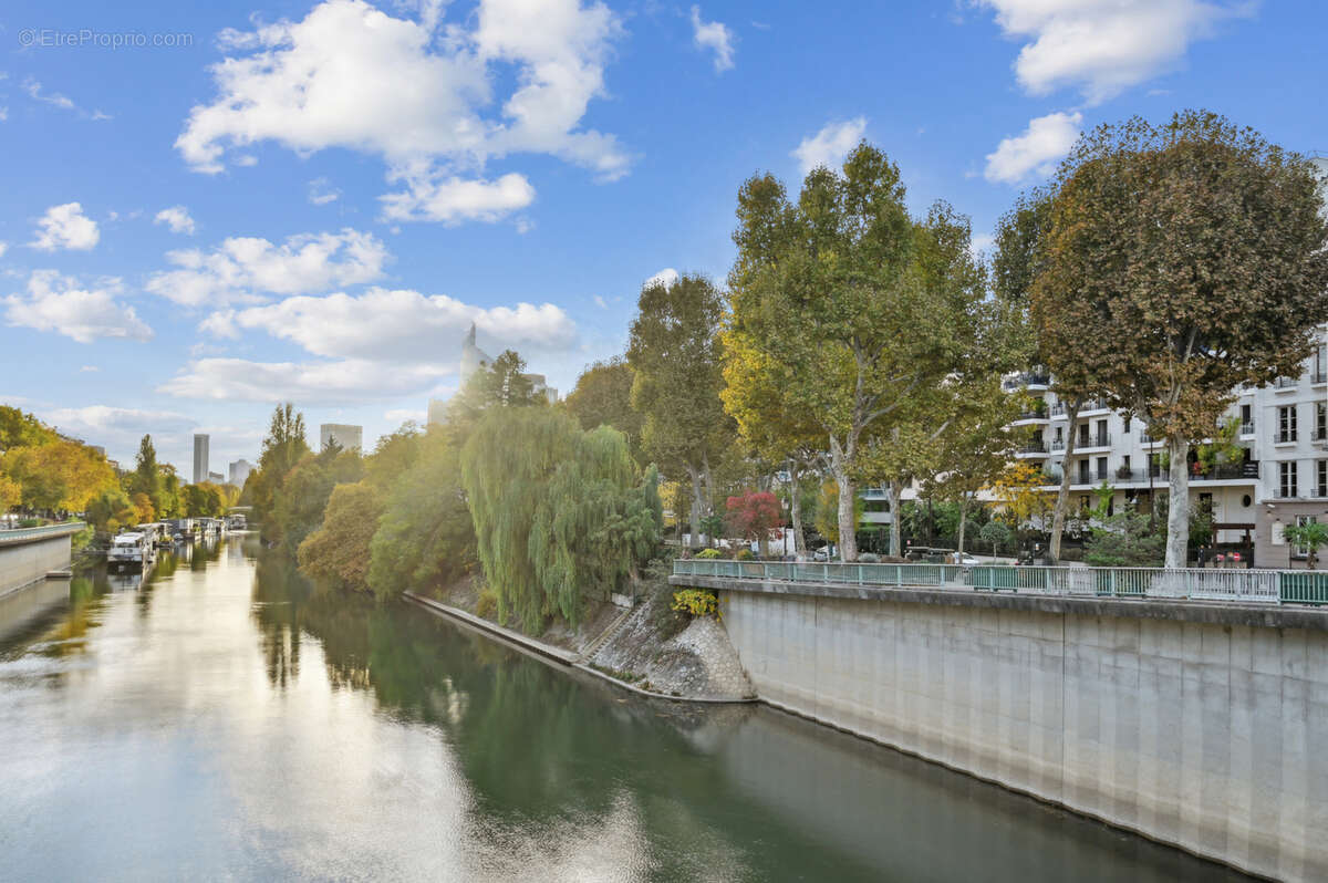 Appartement à NEUILLY-SUR-SEINE