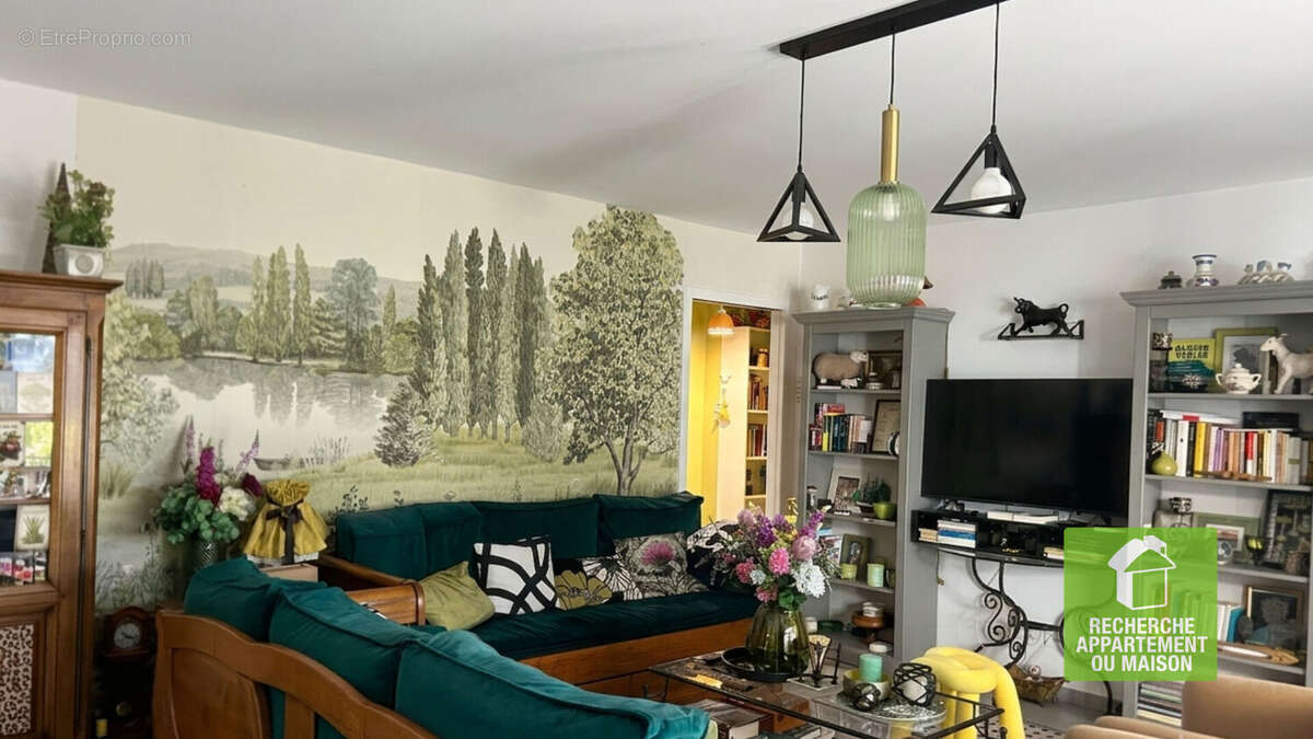 Appartement T4 Haut de Gamme avec Terrasse, Jacuzzi, Double Garage et Cave  à vendre à Tignieu-Jameyzieu - photo 8