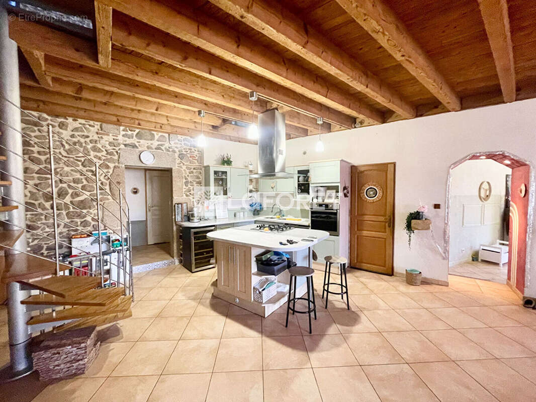 Côte Roannaise Coup de coeur entre authenticité et confort moderne - photo 2
