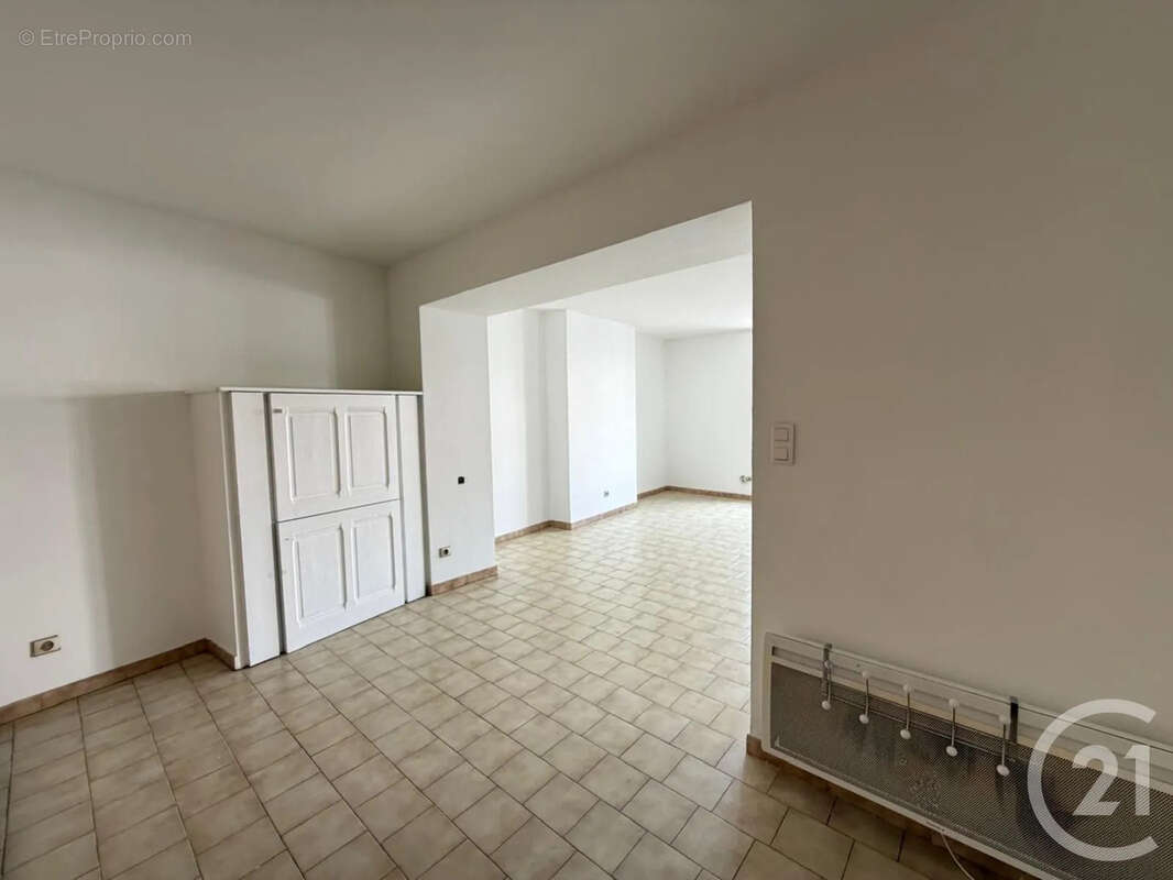 Appartement 120 m² à Annonay  - photo 4