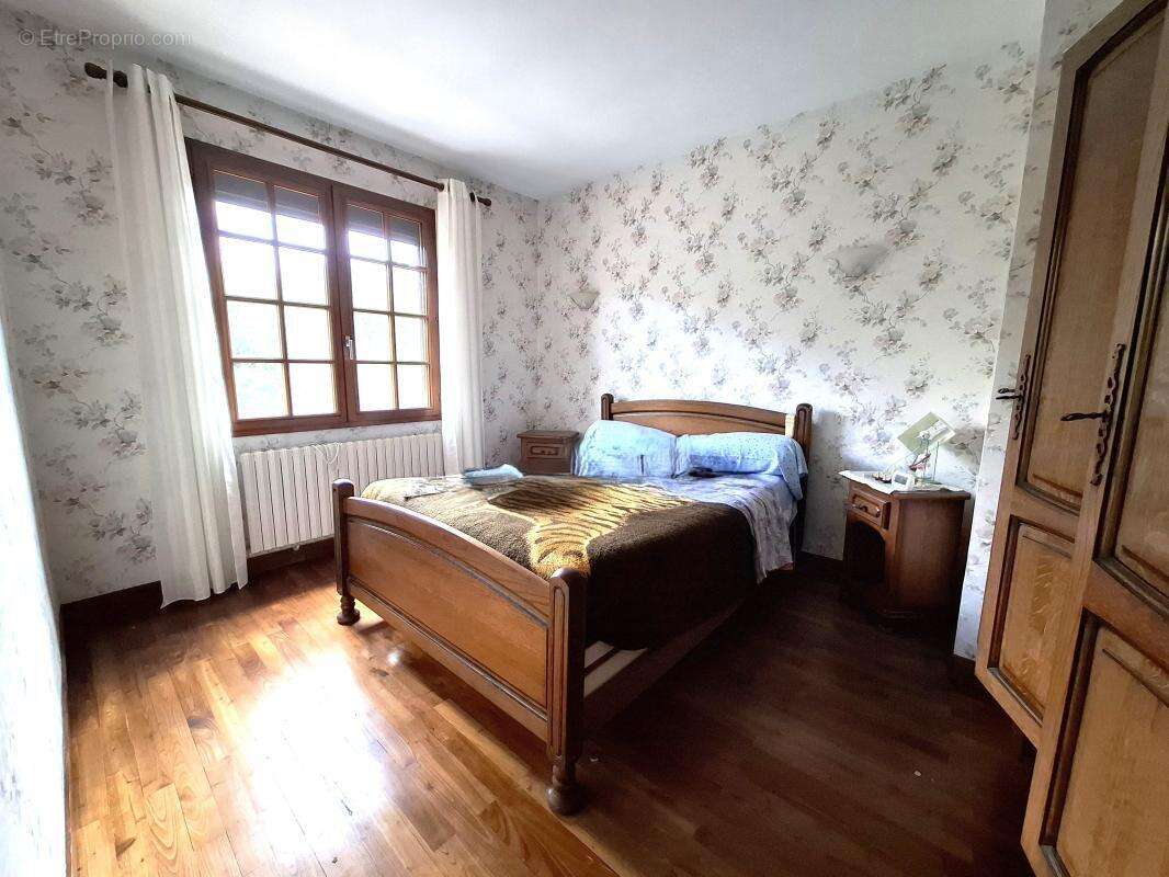 Maison à TRACY-LE-VAL