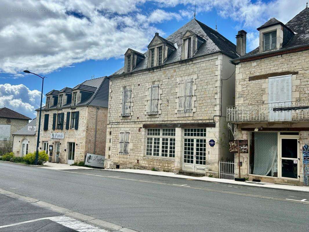 Commerce à CRESSENSAC