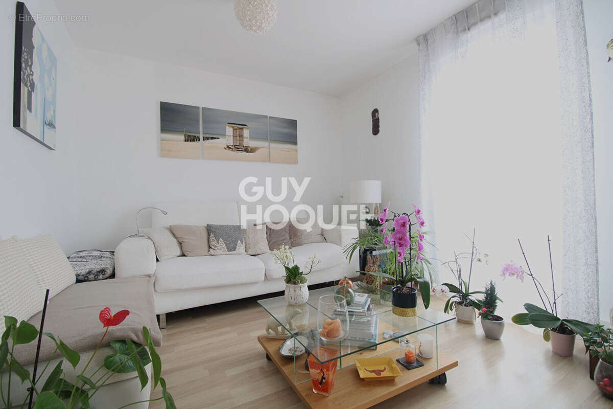 Appartement à OZOIR-LA-FERRIERE