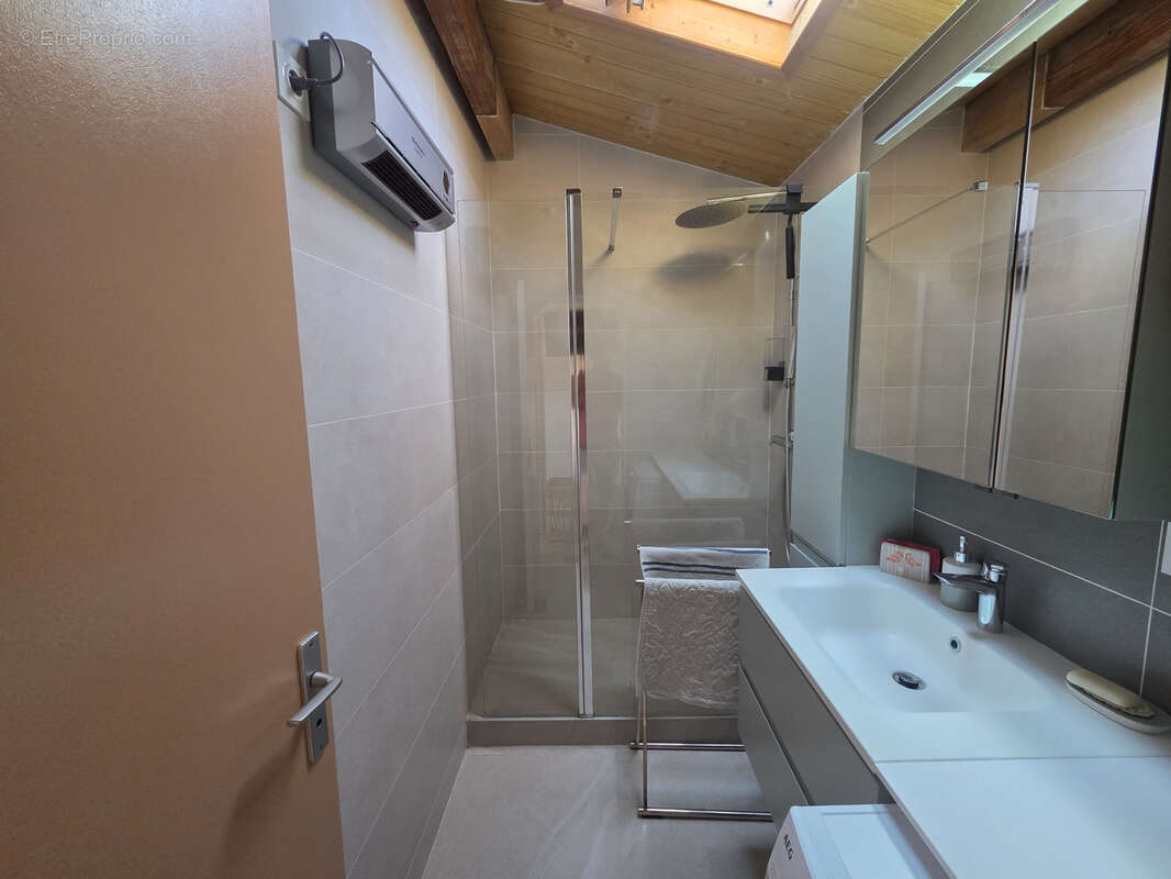 Rive droite Grau du roi - Appartement 3 Chambres - photo 6