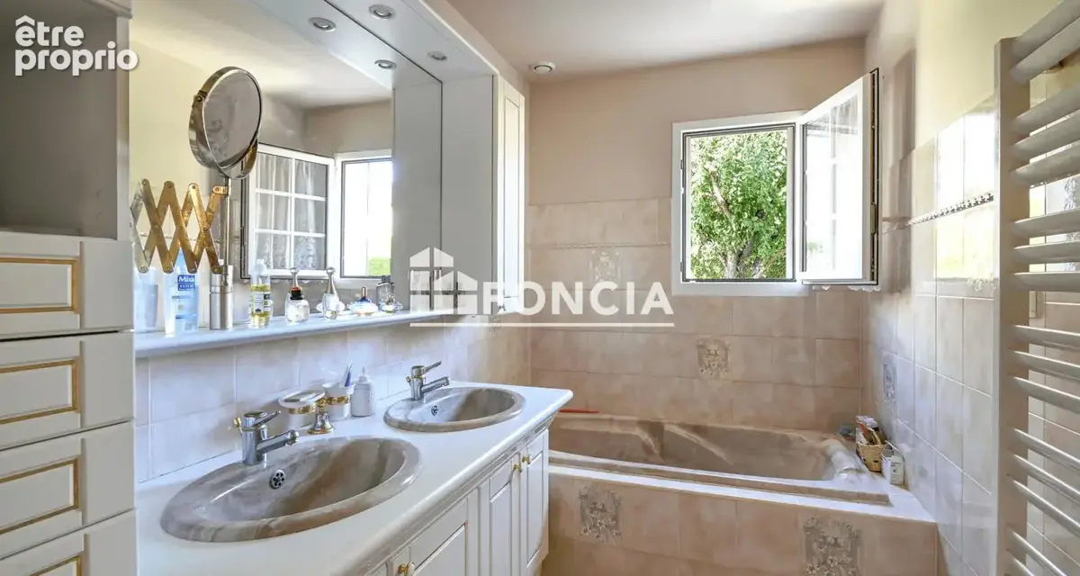 Maison de bonne construction au calme - 4 chambres - sous/sol complet - photo 7