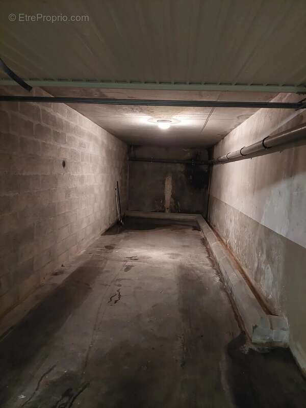 Parking à MARTIGUES