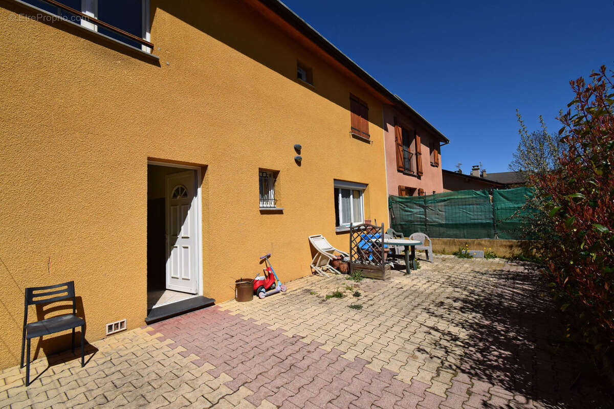 Maison à BOURG-MADAME