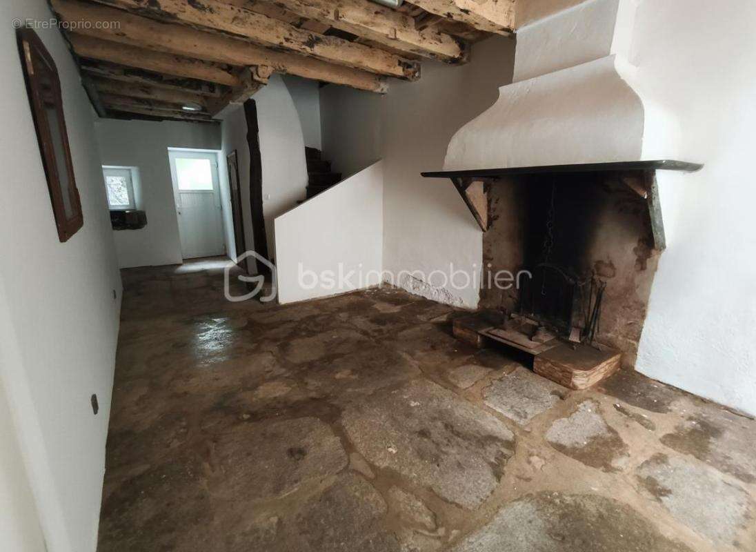 Maison à SAINT-PONS-DE-THOMIERES