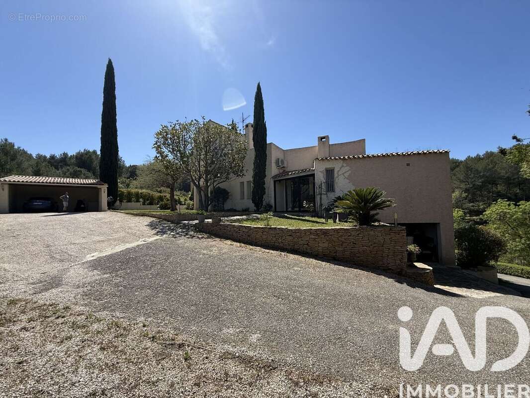 Photo 3 - Maison à AUBAGNE