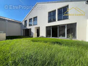 Maison à SAINT-MAUR-DES-FOSSES