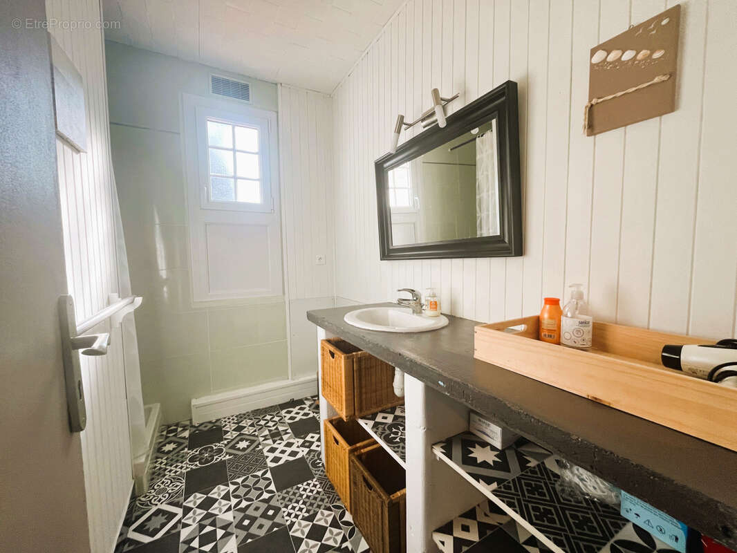 Maison à MESCHERS-SUR-GIRONDE