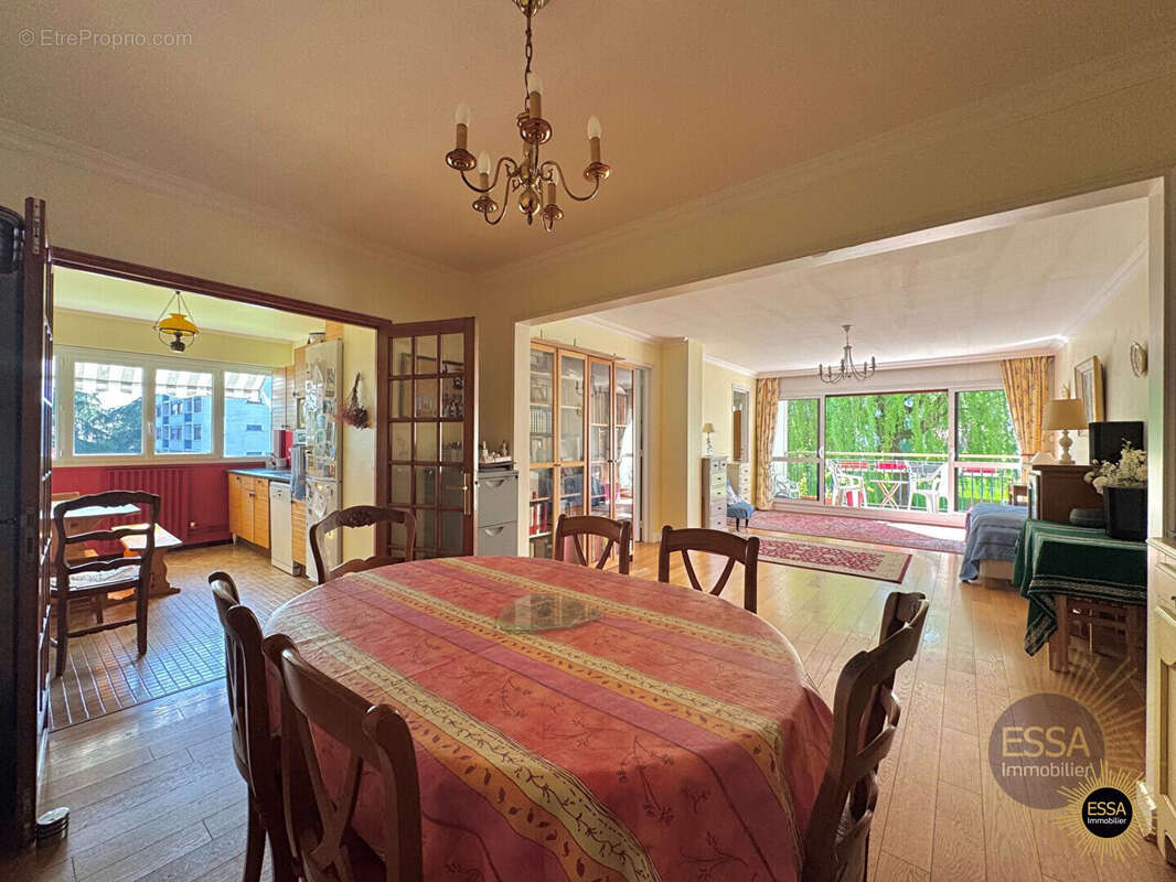 Appartement à NOISY-LE-ROI