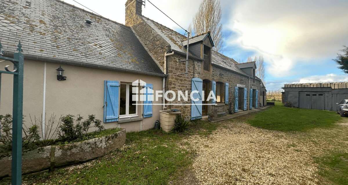 Maison à ROZ-SUR-COUESNON
