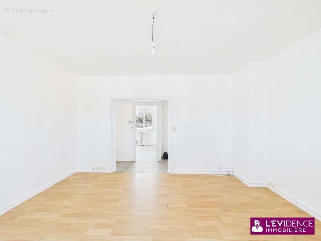 Appartement 68 m² à Saint-Nazaire  - photo 6