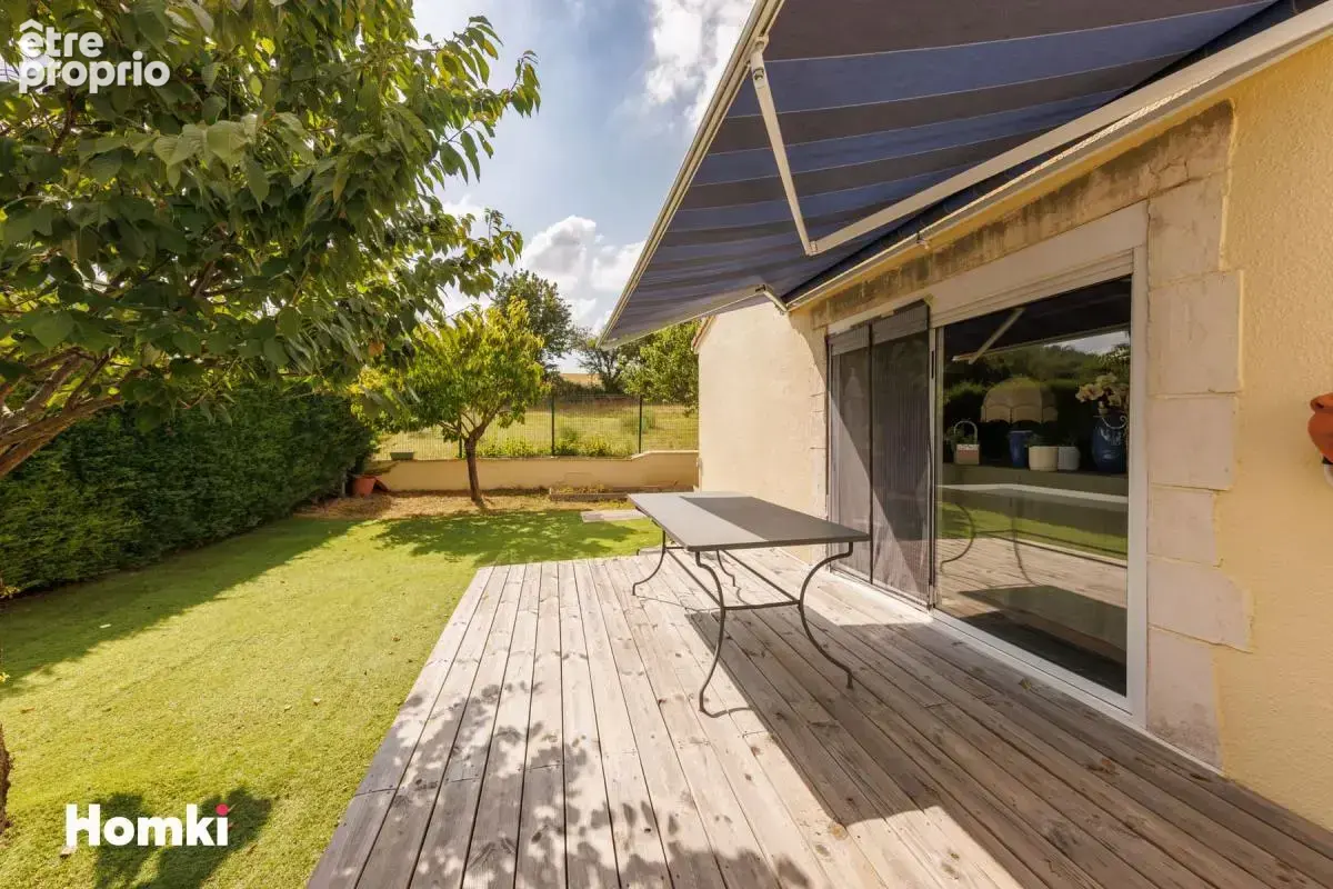 Vue imprenable, aucun vis-à-vis et plain-pied : une maison rare à Billom - photo 21