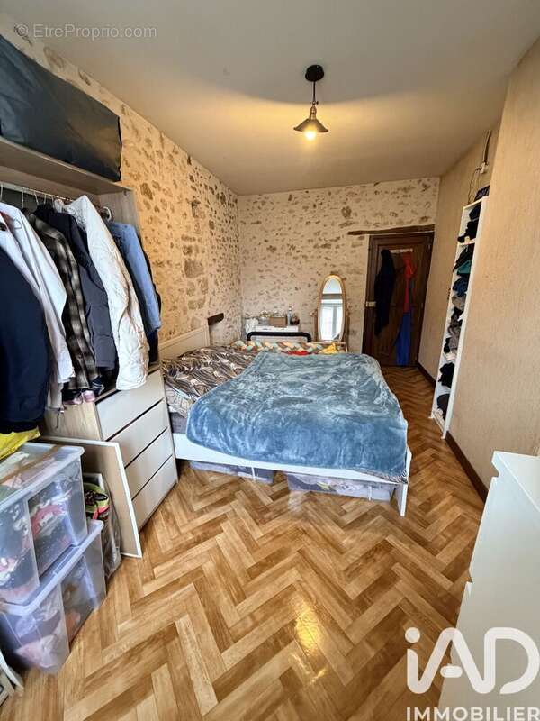 Maison 165 m² à Rouilly  - photo 8