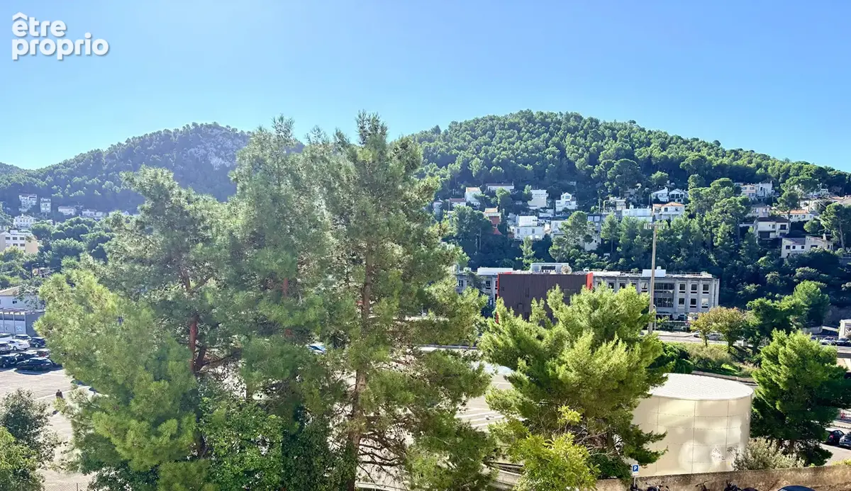 Appartement à MARSEILLE-9E