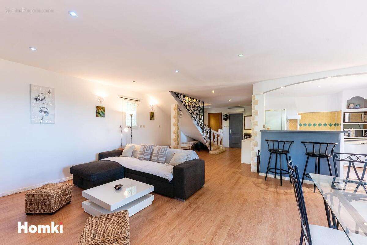 Maison à MONTFORT-SUR-ARGENS