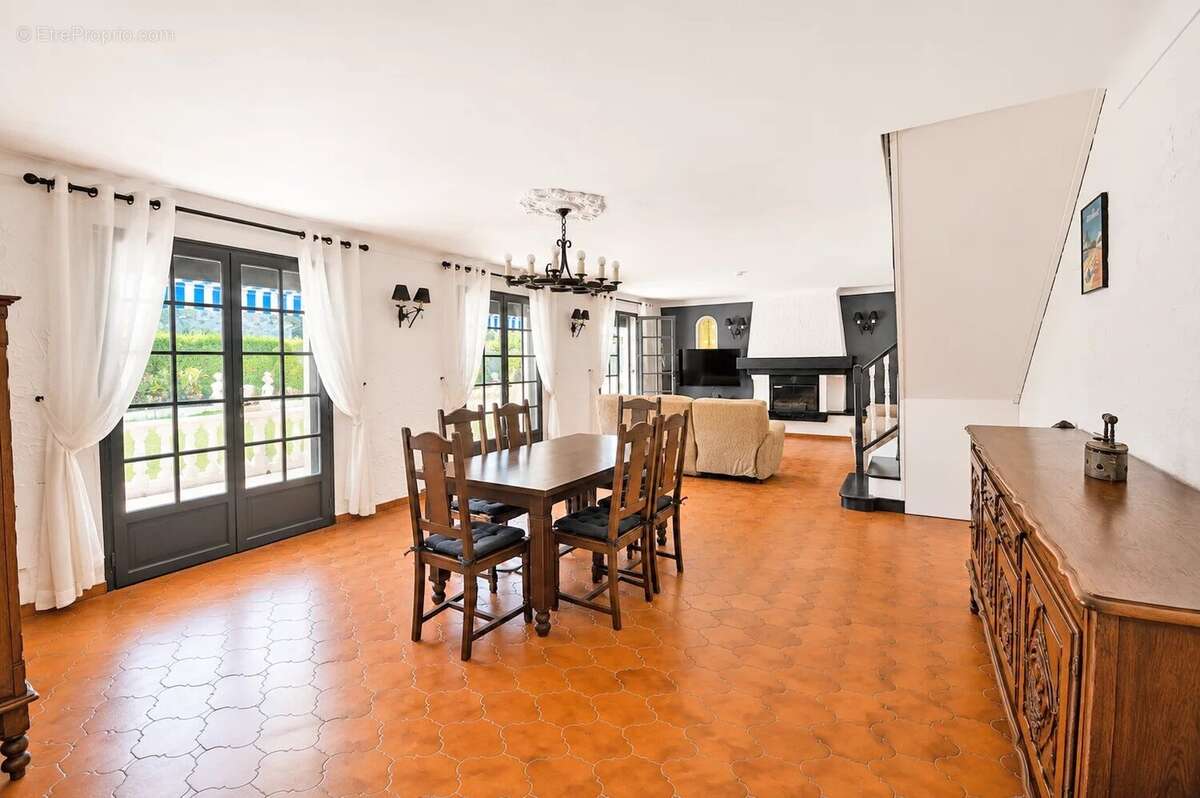 Maison 150 m² à Mougins  - photo 11
