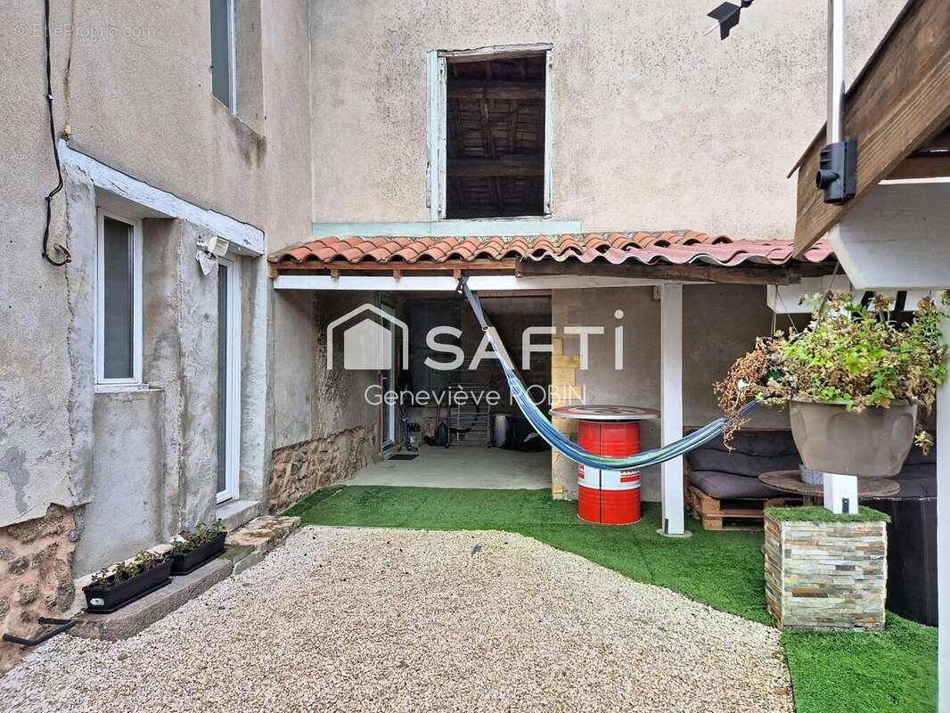 Photo 6 - Maison à SAINT-LAURENT-DE-CHAMOUSSET