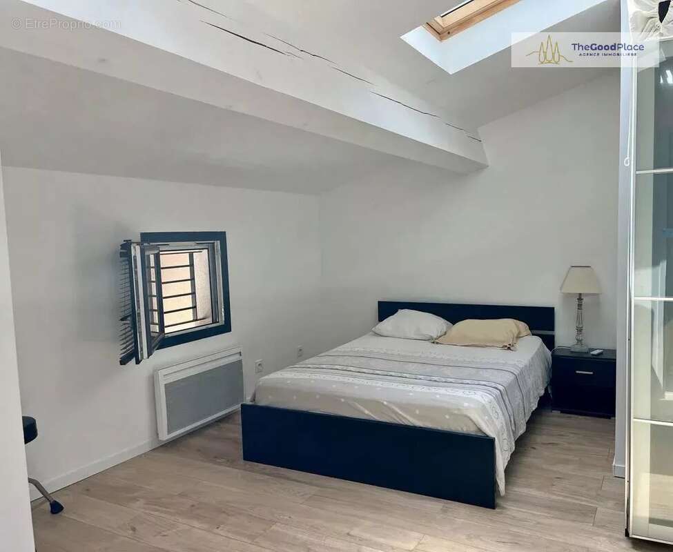 Appartement à LE PUY-SAINTE-REPARADE