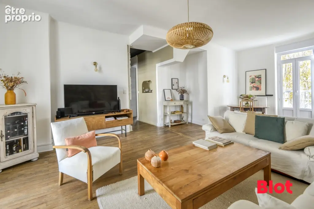 Appartement 4 pièces 130 m² à vendre à Nantes (44000) - photo 2