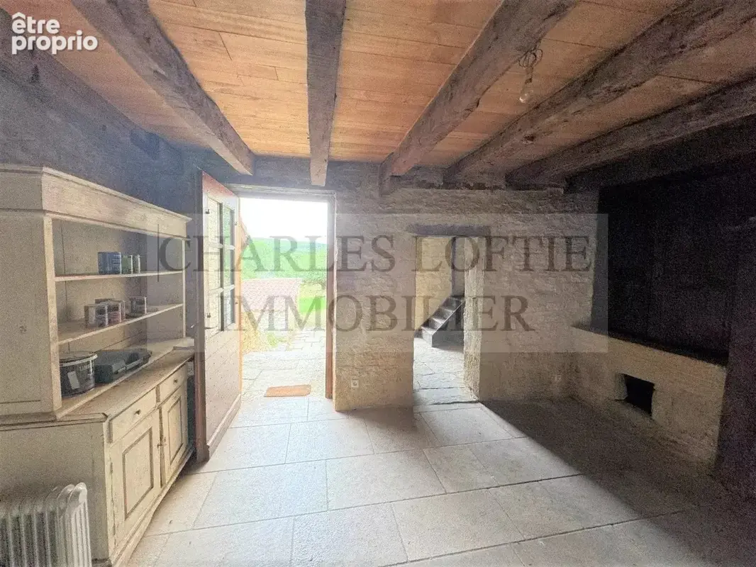 Superbe ensemble en pierre sur 2.9 ha de terrain - photo 7