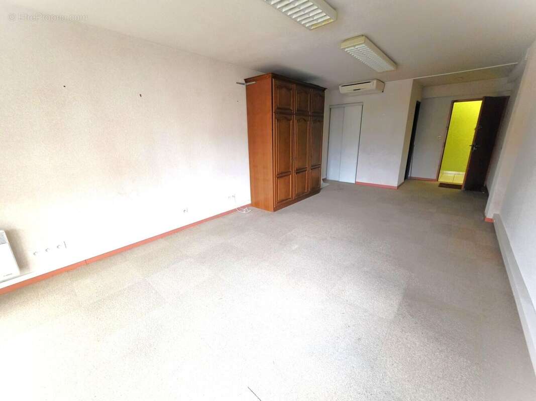 Commerce 30 m² à Pamiers  - photo 2