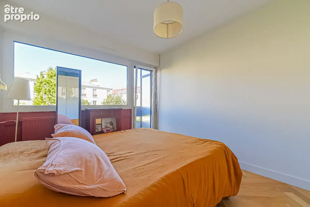 Appartement Paris 2 pièce(s) 56 m2 - BALCON - photo 8